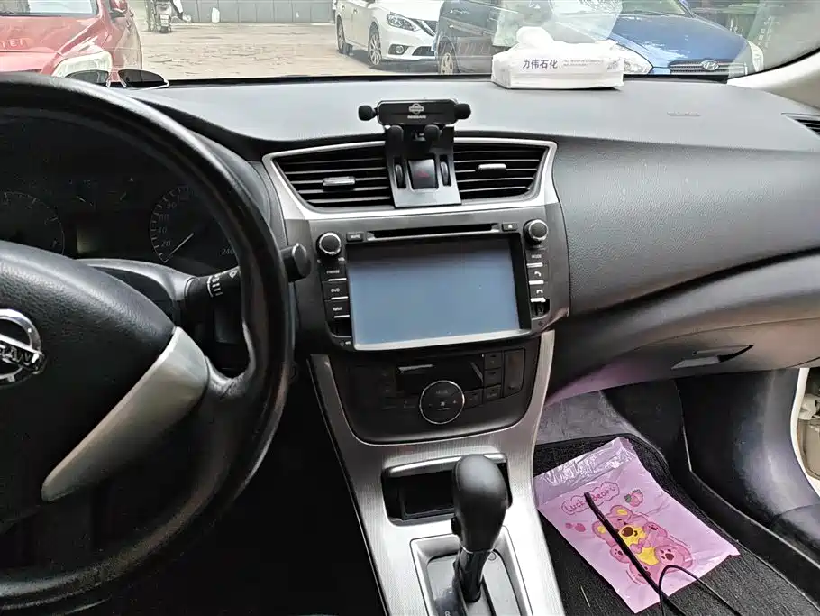 Nissan Sylphy 2015 — фото 13
