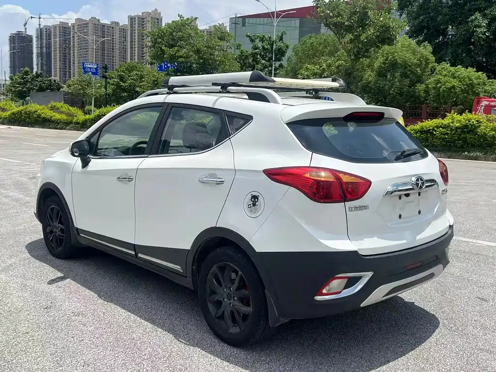 JAC Refine S3 2015
