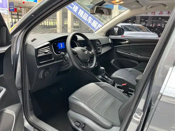 Jetta VS5 2022