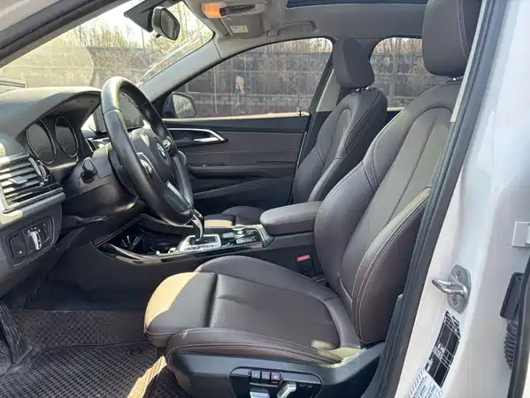 BMW 1 Series 2023