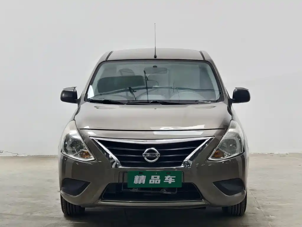 Nissan Sunny 2014 — фото 2