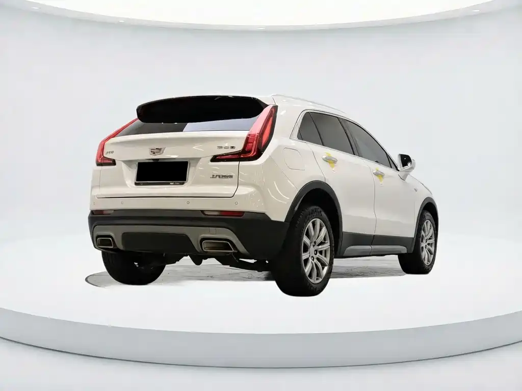 Cadillac XT4 2021 — фото 3