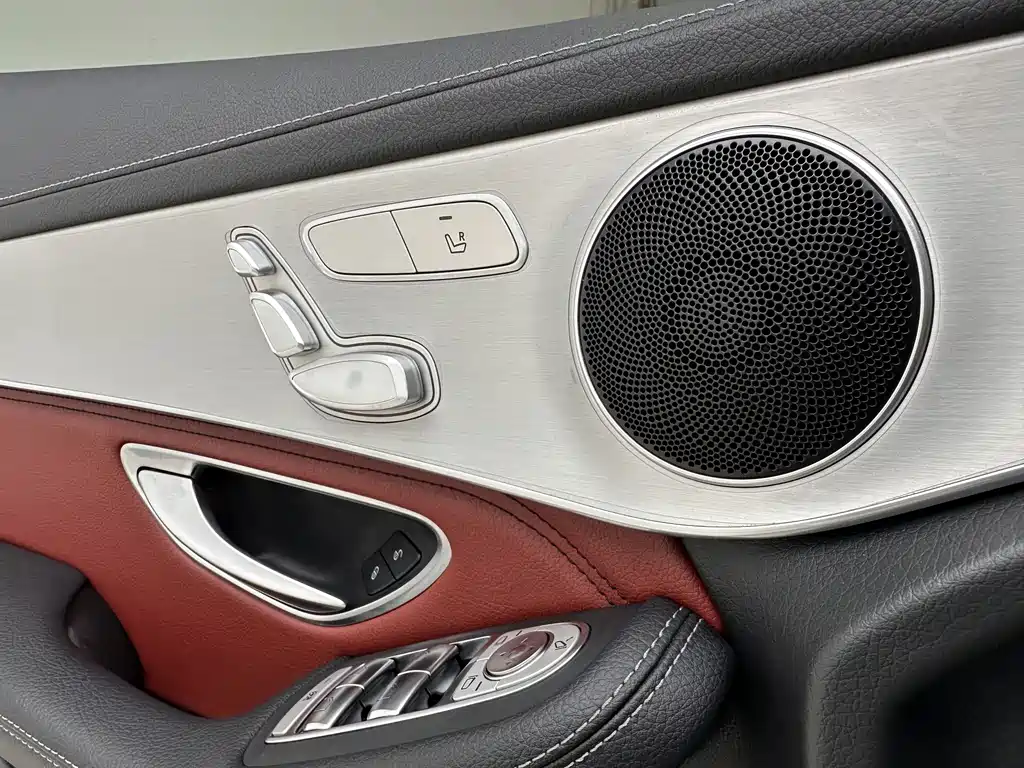 Mercedes-Benz GLC 2020 — фото 16