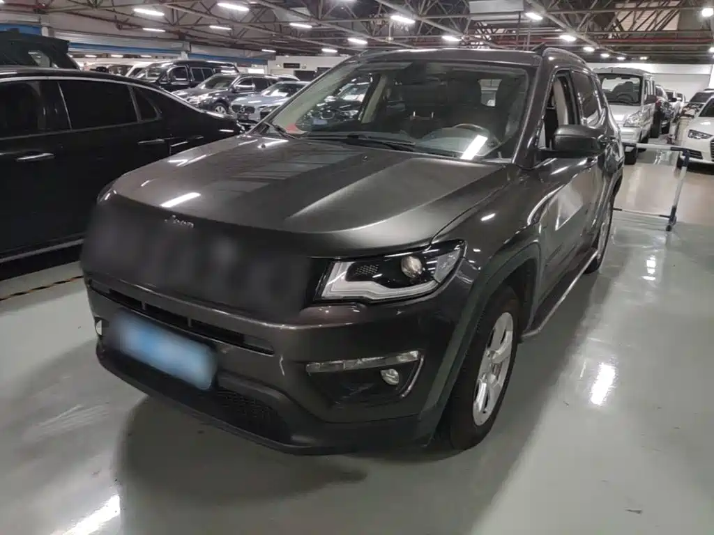 Jeep Compass 2019 — фото 2