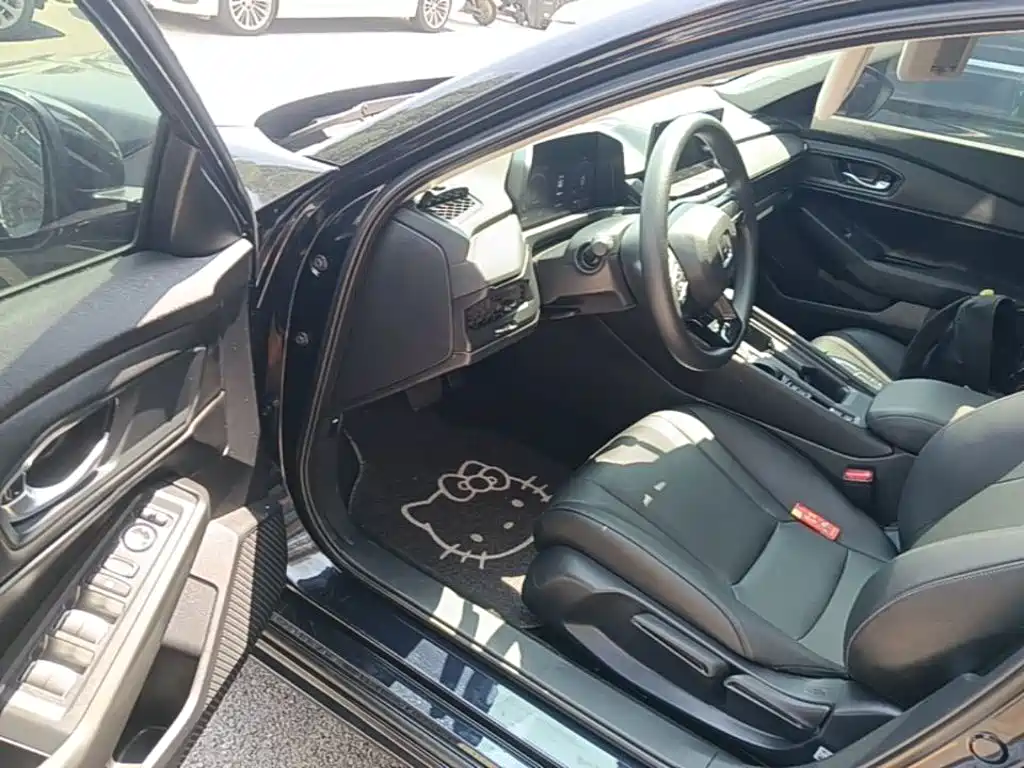 Honda Accord 2025 — фото 12