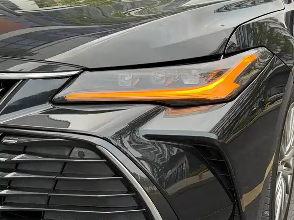 Toyota Avalon 2022