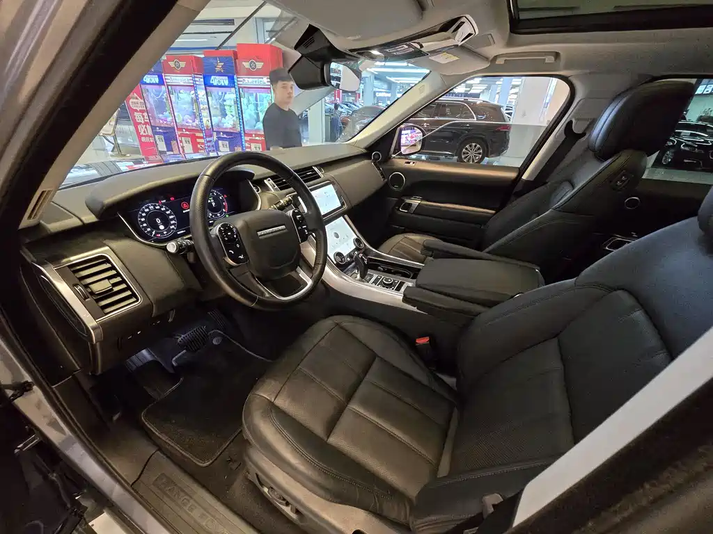 Land Rover Sport PHEV 2021 — фото 4