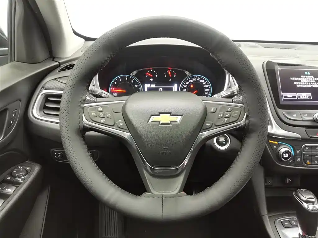 Chevrolet Equinox 2017 — фото 11