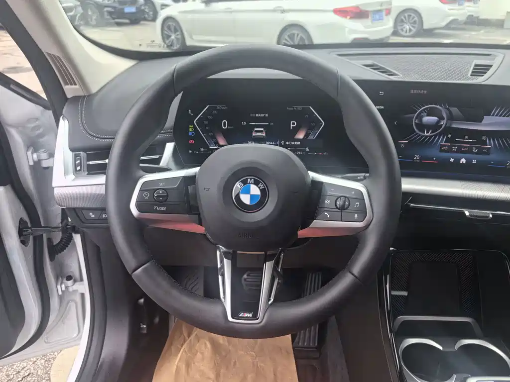 BMW X1 2025 — фото 15
