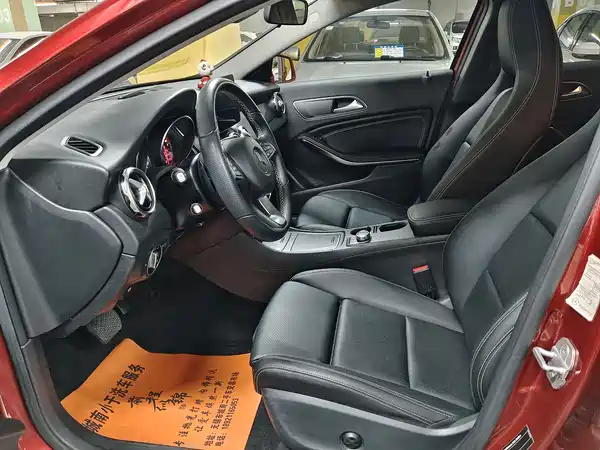 Mercedes-Benz GLA 2017