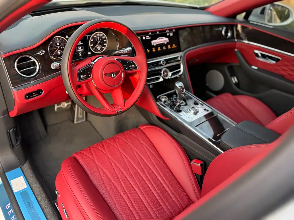 Bentley Flying Spur PHEV 2023 — фото 11