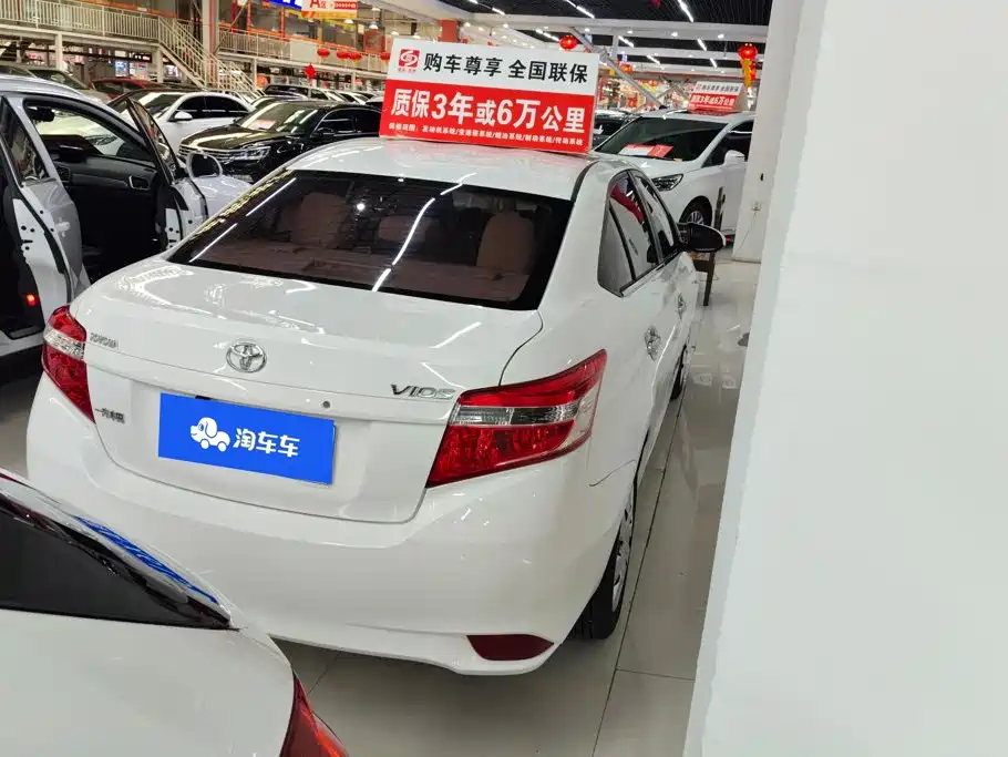 Toyota Vios 2015 — фото 3