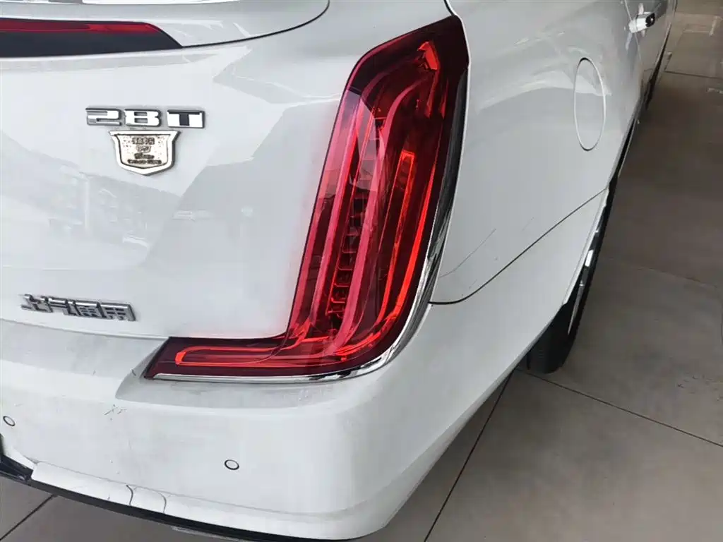 Cadillac XTS 2020 — фото 8
