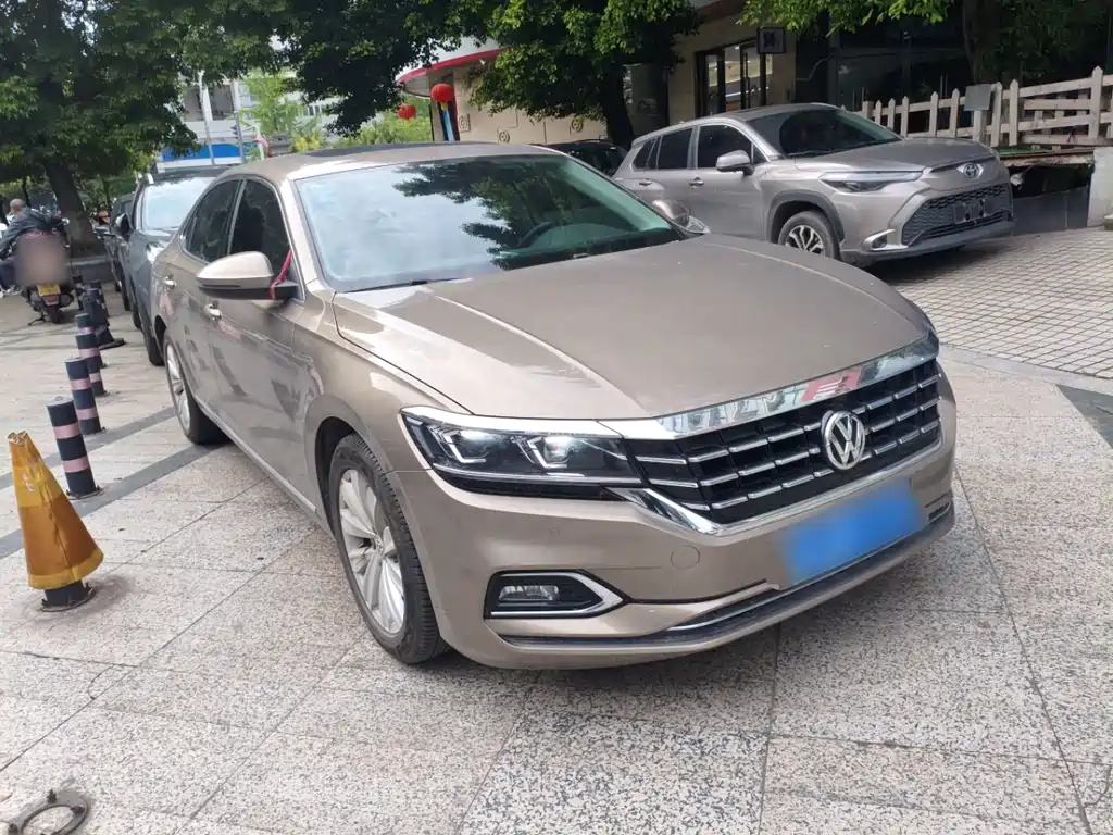 Volkswagen Passat 2019 — фото 2