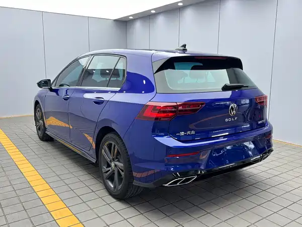 Volkswagen Golf 2023
