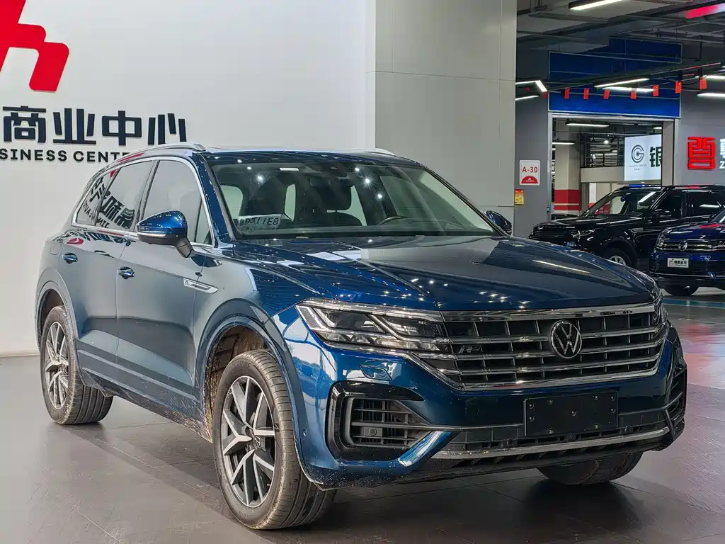 Volkswagen Touareg 2020 — фото 3