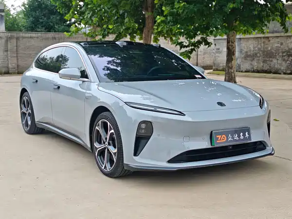 NIO ET5T 2025
