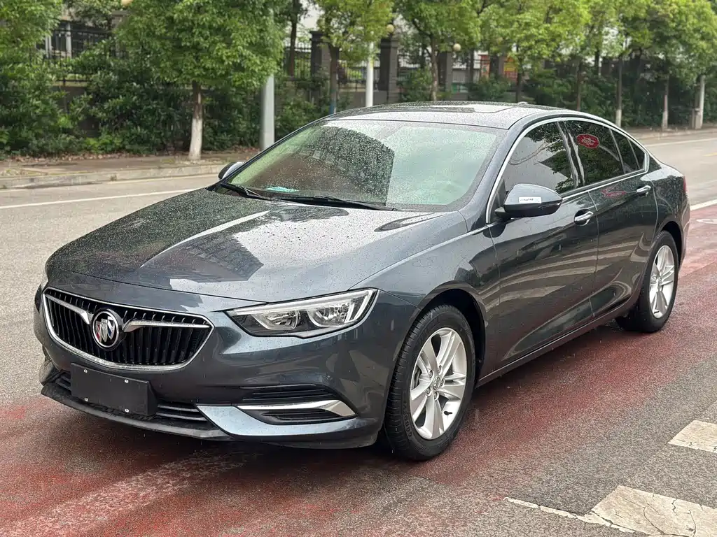 Buick Regal 2019 — фото 1