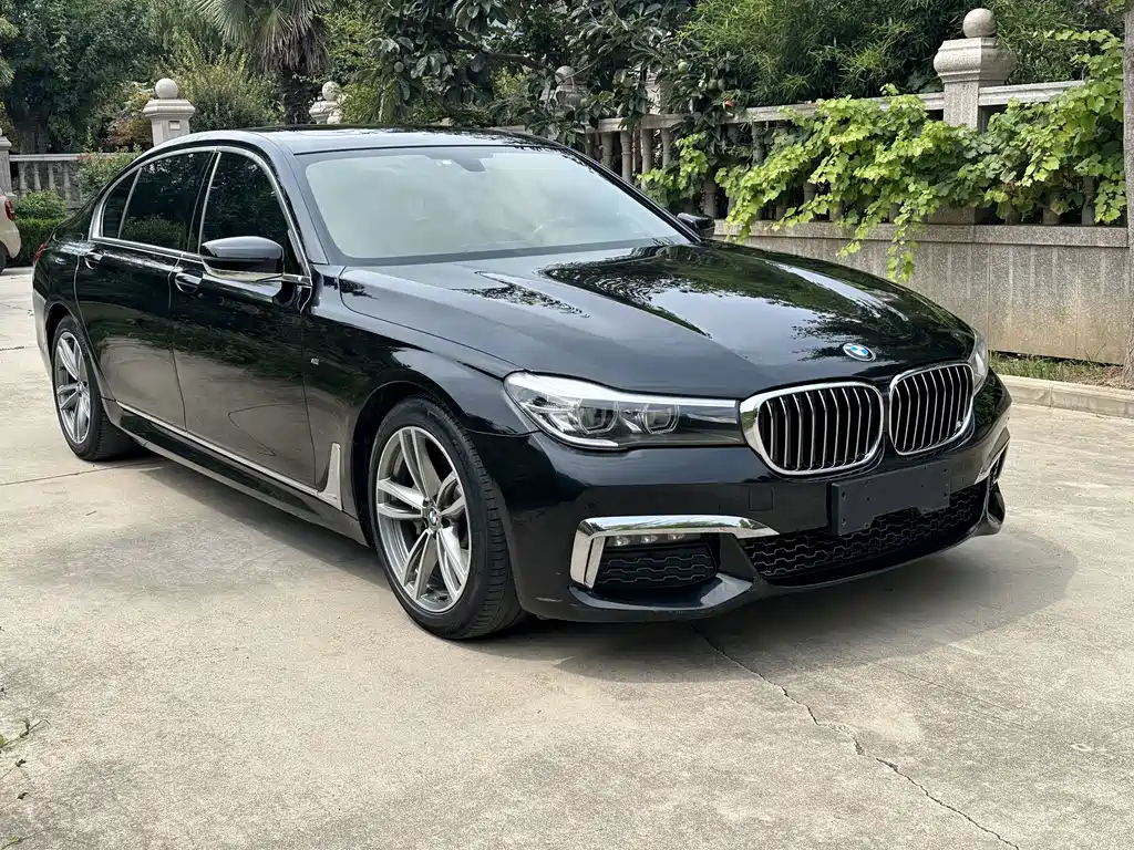 BMW 7 Series 2019 — фото 2