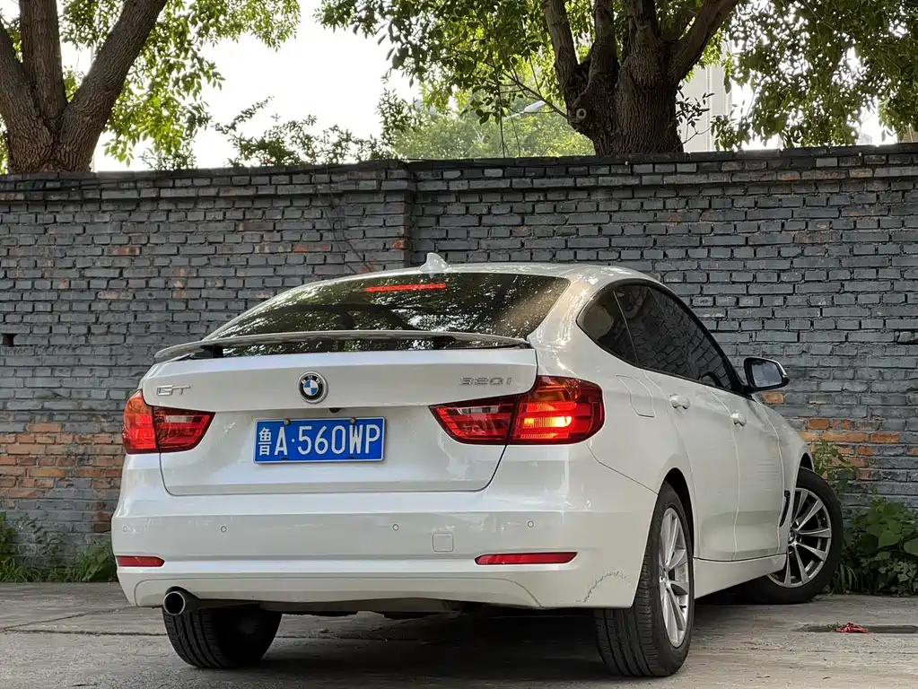 BMW 3 Series GT 2015 — фото 9