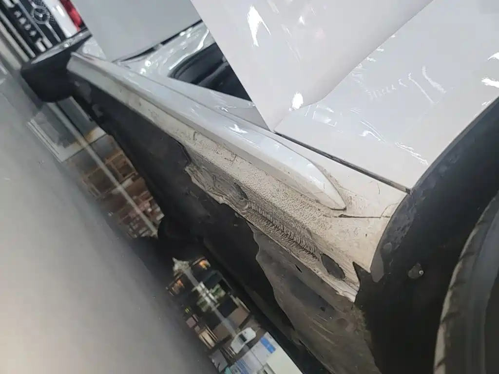 Audi A4L 2019 — фото 21