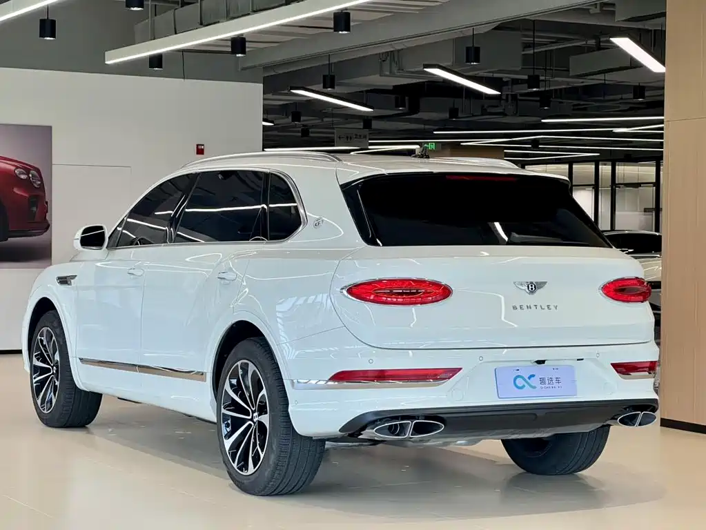 Bentley Bentayga 2025