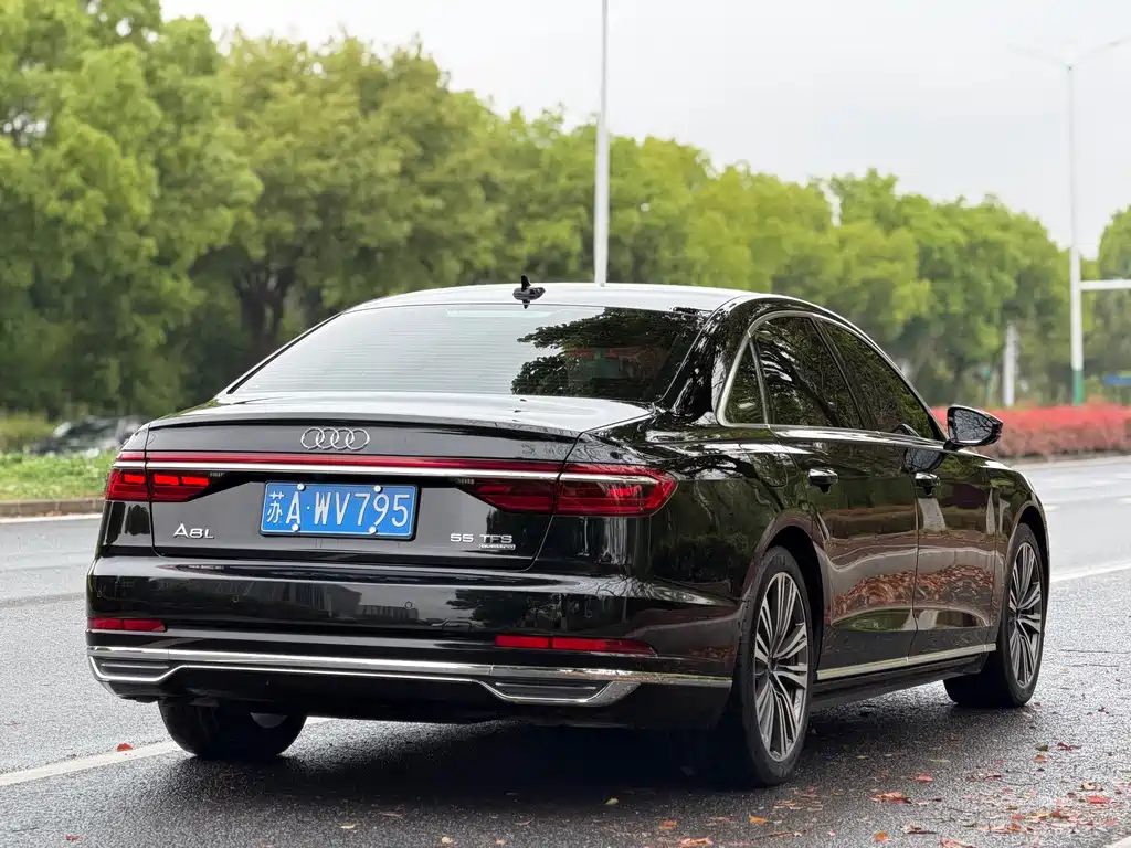 Audi A8 2021