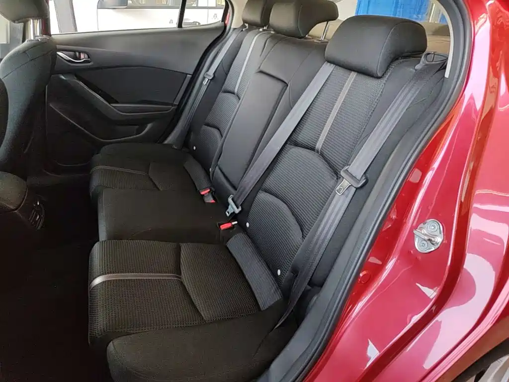 Mazda 3 Angkesela 2018 — фото 17