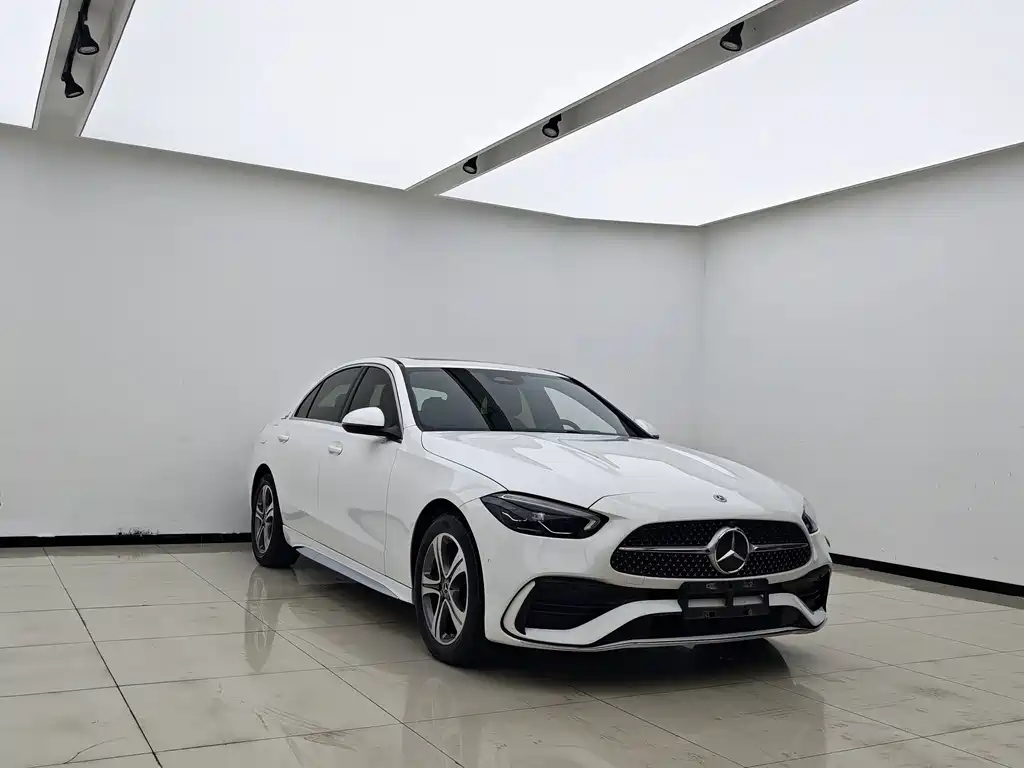 Mercedes-Benz C-Class 2022