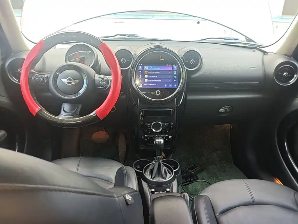 MINI Countryman 2015 — фото 10
