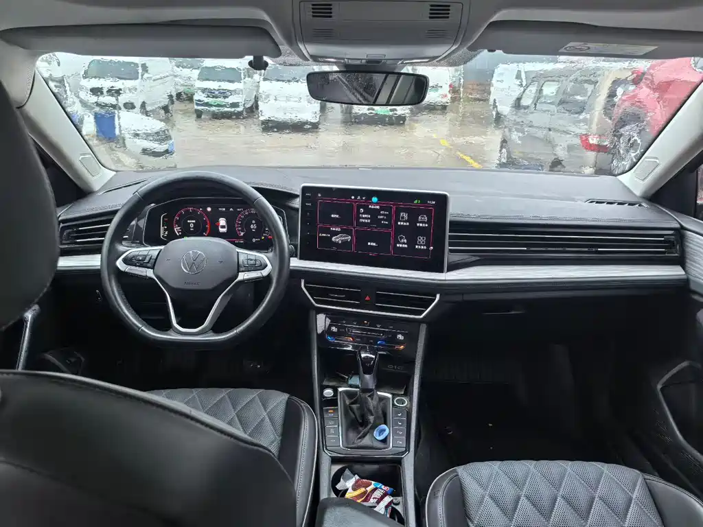 Volkswagen Sagitar 2022