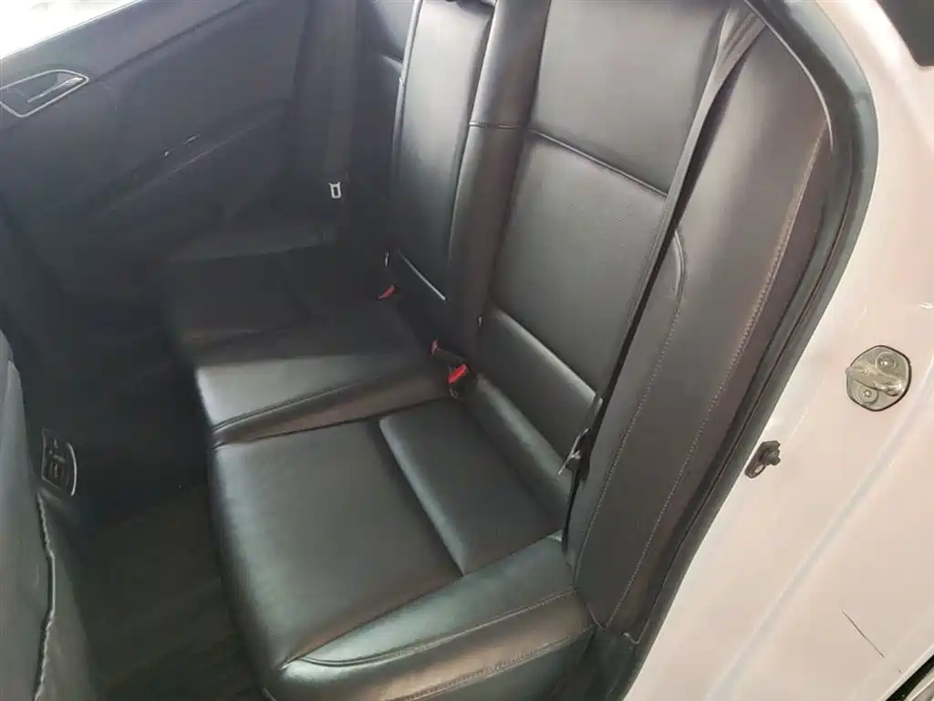 Hyundai Mistra 2015 — фото 17