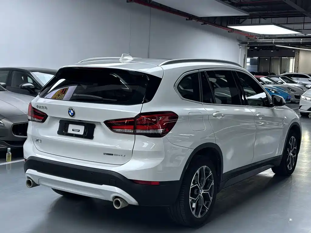 BMW X1 2022 — фото 13
