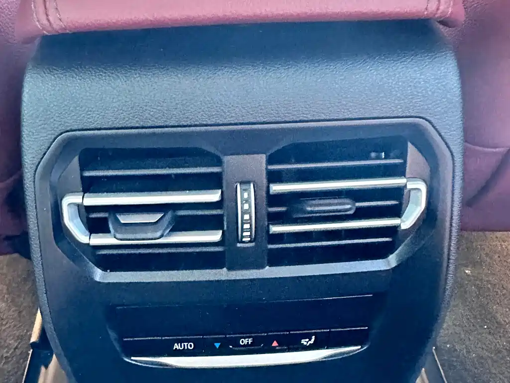 BMW i3 2023 — фото 13