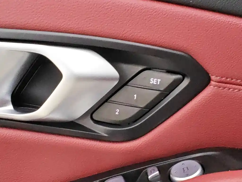 BMW 3 Series 2023 — фото 15