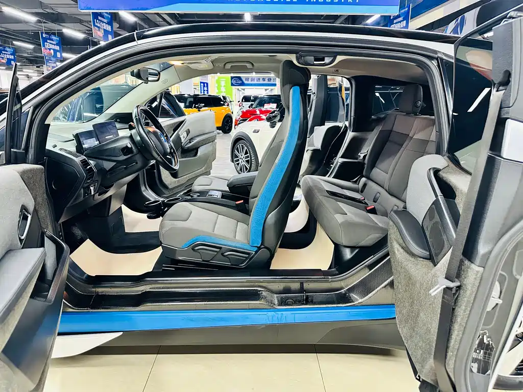 BMW i3 2019 — фото 16