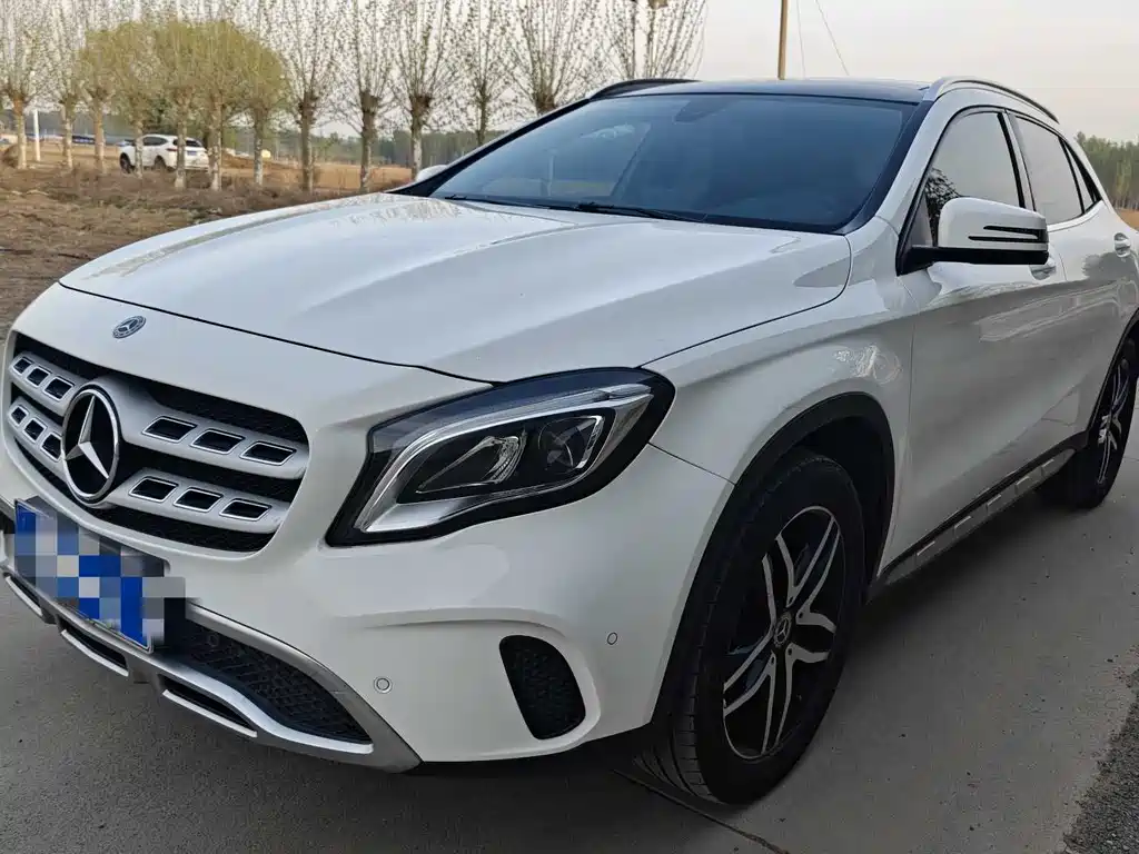 Mercedes-Benz GLA 2018 — фото 1