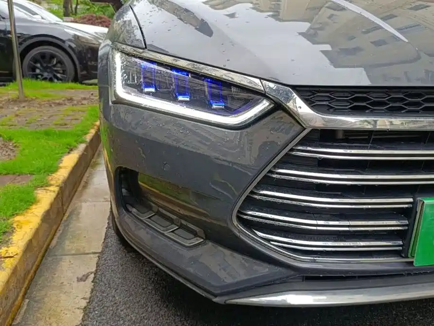 BYD Qin Pro NEV 2020 — фото 16