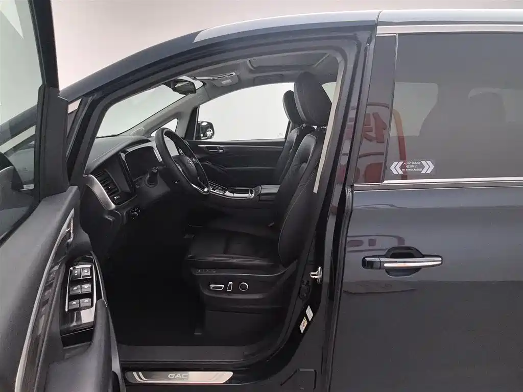 GAC Motor Trumpchi M8 2021 — фото 10