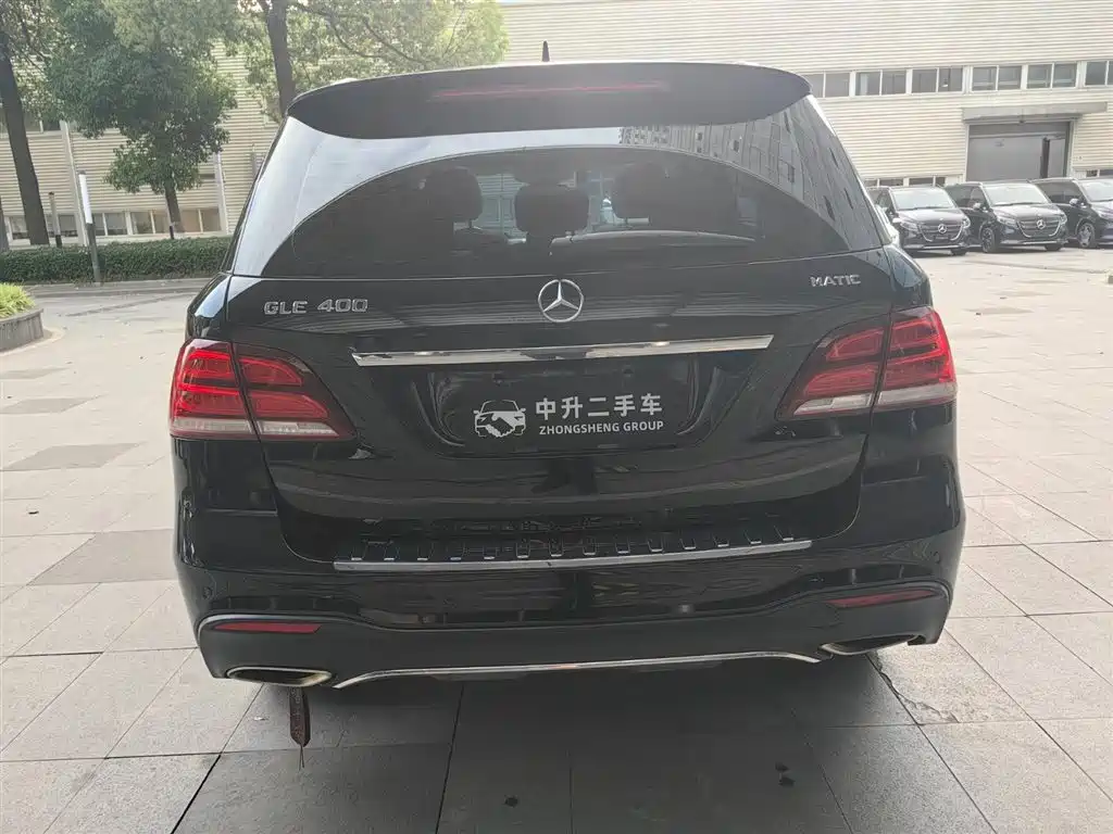 Mercedes-Benz GLE 2016 — фото 7