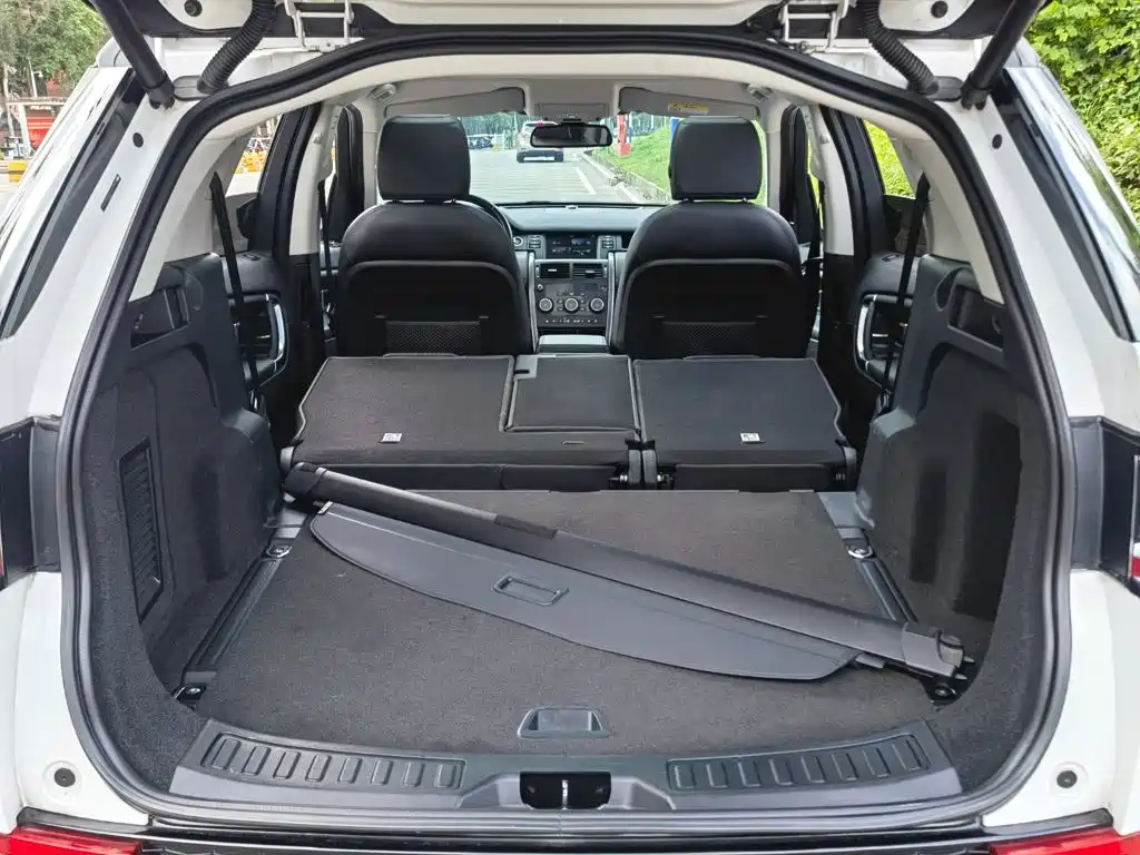 Land Rover Discovery Sport 2019 — фото 11