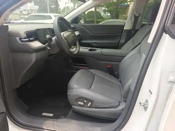 XPeng G6 2025