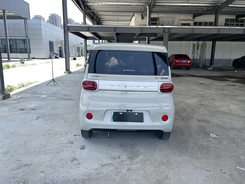 Wuling MINIEV 2025