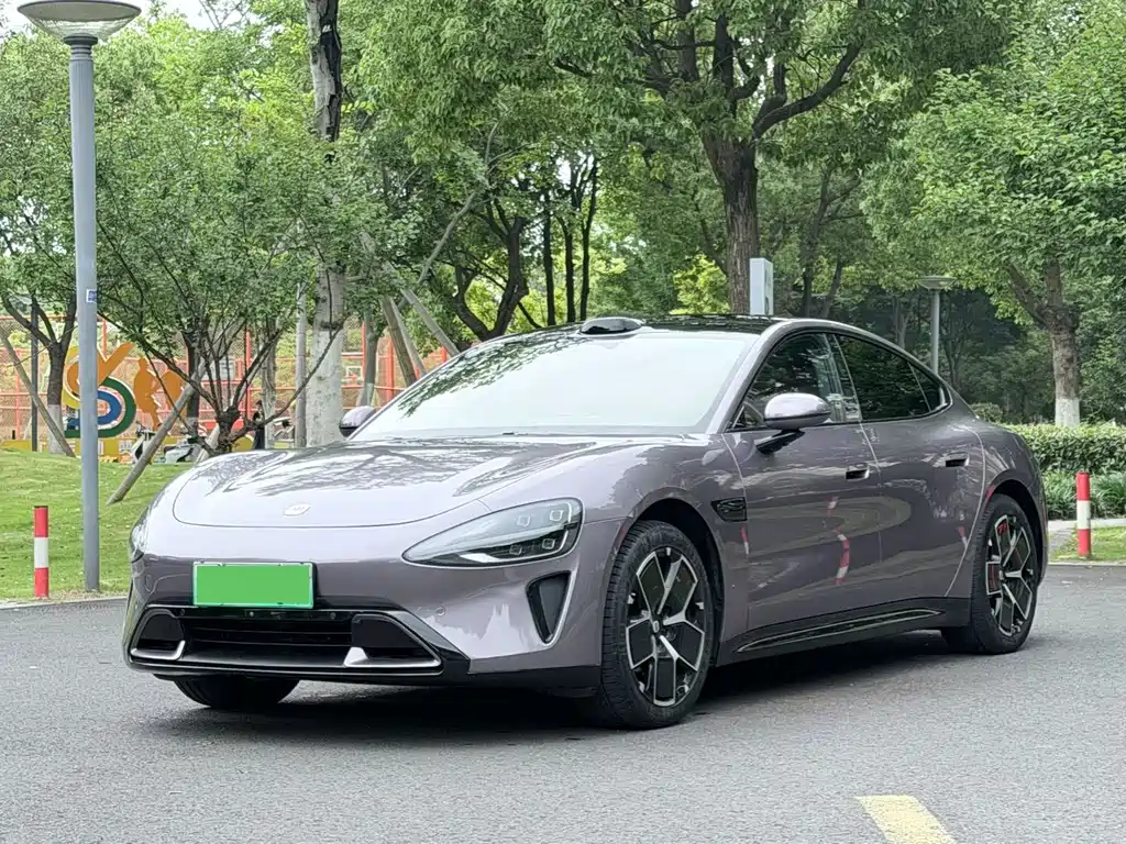 Xiaomi SU7 2025