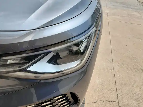 Volkswagen ID.6 2022