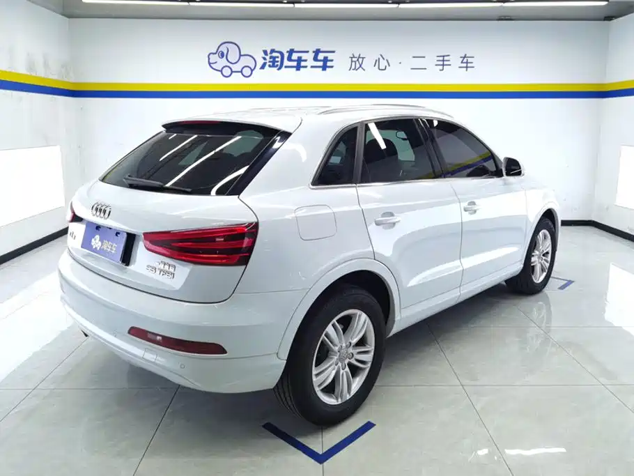 Audi Q3 2014