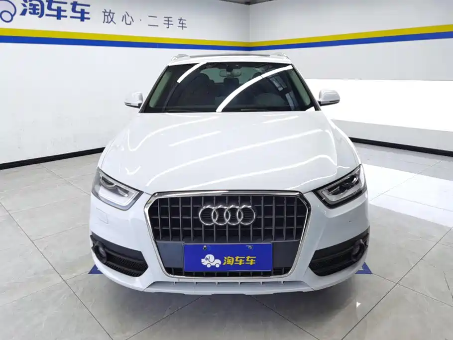 Audi Q3 2014