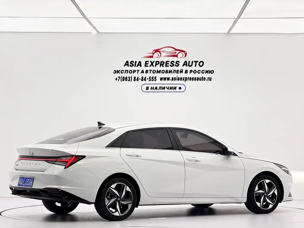 Hyundai Elantra 2023