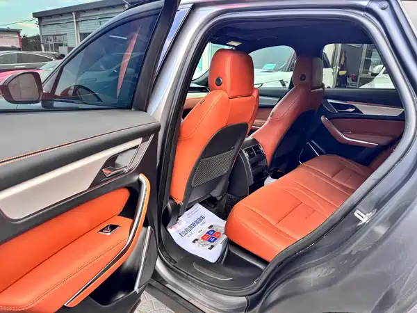 Jaguar F-PACE 2024