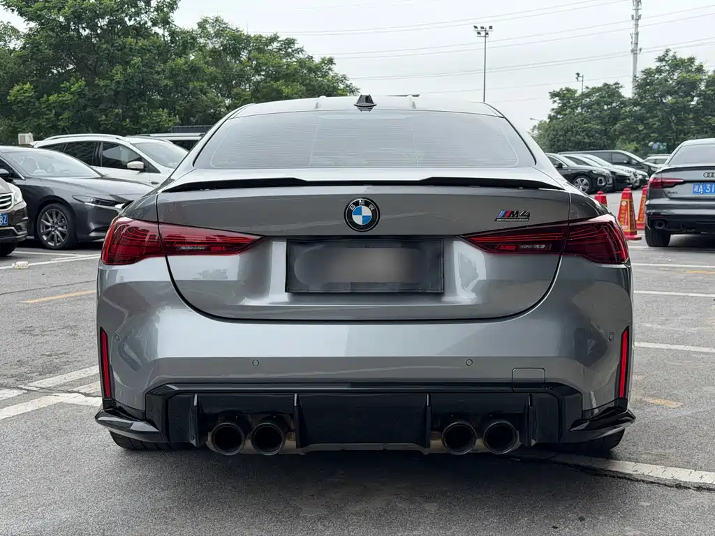BMW M4 2025 — фото 4